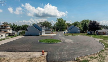 29 Beach Street, Port Clinton, 43452, 3 Bedrooms Bedrooms, ,3 BathroomsBathrooms,Residential,For Sale,Beach,20253911