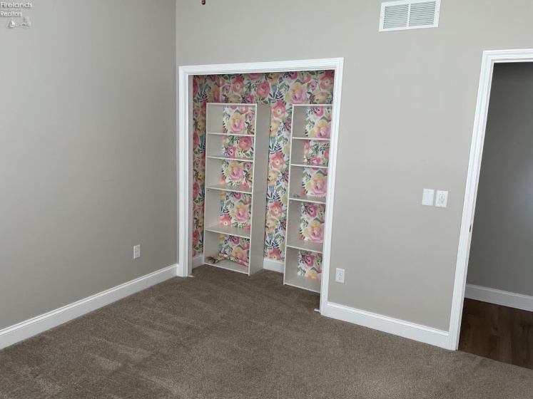 7822 Honey Crisp Ct, Toledo, 43528, 3 Bedrooms Bedrooms, ,2 BathroomsBathrooms,Residential,For Sale,Honey Crisp Ct,20254238