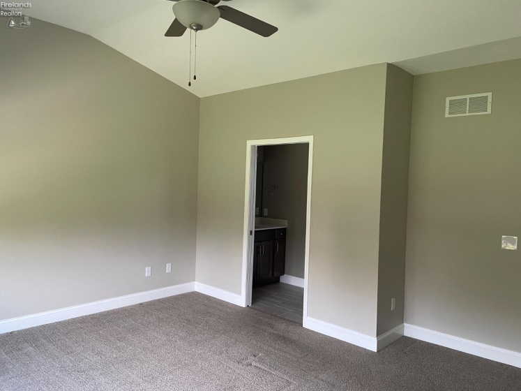 7822 Honey Crisp Ct, Toledo, 43528, 3 Bedrooms Bedrooms, ,2 BathroomsBathrooms,Residential,For Sale,Honey Crisp Ct,20254238