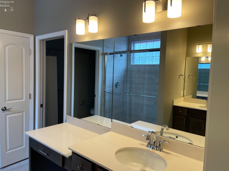 7822 Honey Crisp Ct, Toledo, 43528, 3 Bedrooms Bedrooms, ,2 BathroomsBathrooms,Residential,For Sale,Honey Crisp Ct,20254238