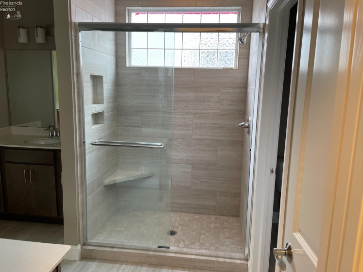 7822 Honey Crisp Ct, Toledo, 43528, 3 Bedrooms Bedrooms, ,2 BathroomsBathrooms,Residential,For Sale,Honey Crisp Ct,20254238