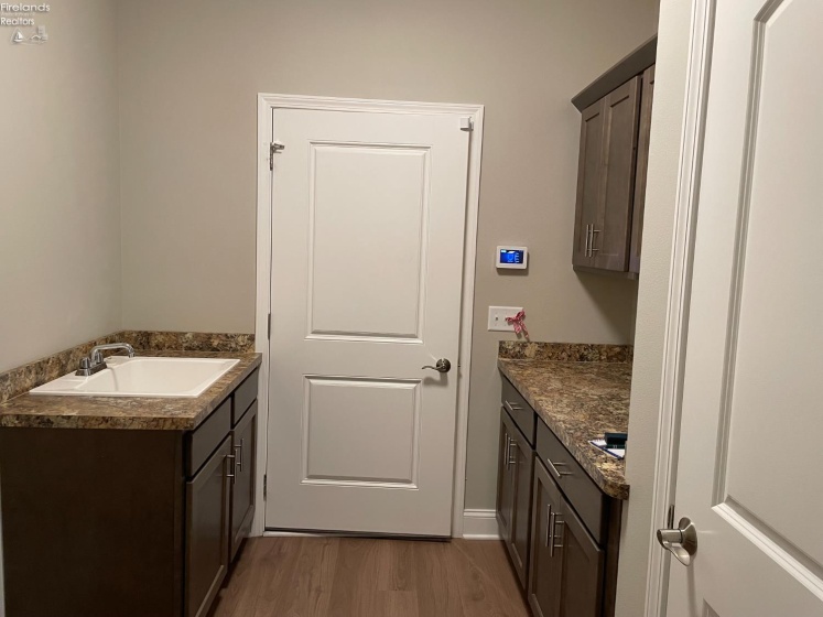 7822 Honey Crisp Ct, Toledo, 43528, 3 Bedrooms Bedrooms, ,2 BathroomsBathrooms,Residential,For Sale,Honey Crisp Ct,20254238