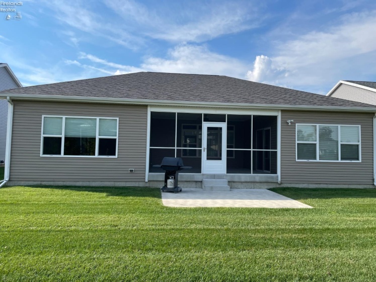 7822 Honey Crisp Ct, Toledo, 43528, 3 Bedrooms Bedrooms, ,2 BathroomsBathrooms,Residential,For Sale,Honey Crisp Ct,20254238