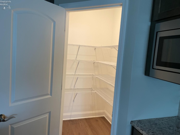 7822 Honey Crisp Ct, Toledo, 43528, 3 Bedrooms Bedrooms, ,2 BathroomsBathrooms,Residential,For Sale,Honey Crisp Ct,20254238