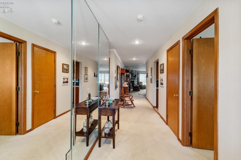 2212 Carriage Lane, Port Clinton, 43452, 3 Bedrooms Bedrooms, ,2 BathroomsBathrooms,Residential,For Sale,Carriage,20253357