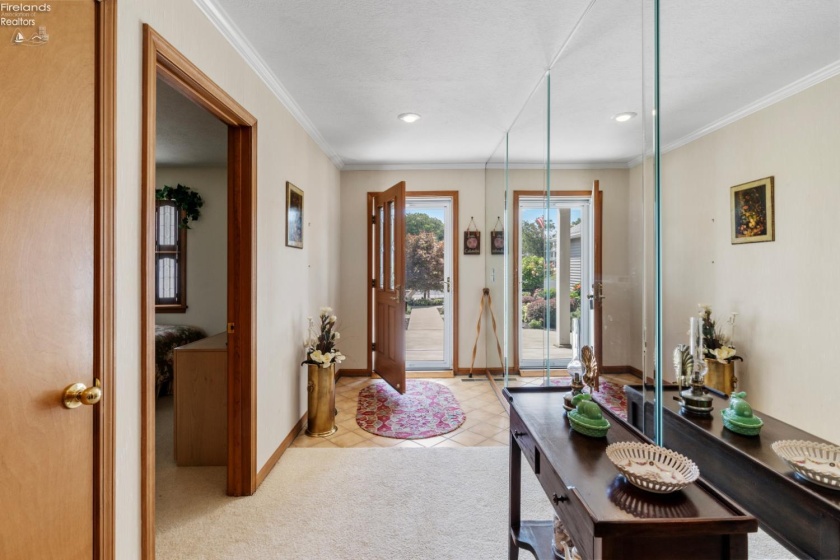 2212 Carriage Lane, Port Clinton, 43452, 3 Bedrooms Bedrooms, ,2 BathroomsBathrooms,Residential,For Sale,Carriage,20253357