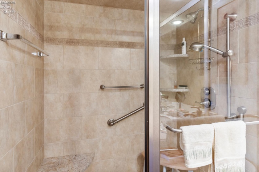 2212 Carriage Lane, Port Clinton, 43452, 3 Bedrooms Bedrooms, ,2 BathroomsBathrooms,Residential,For Sale,Carriage,20253357