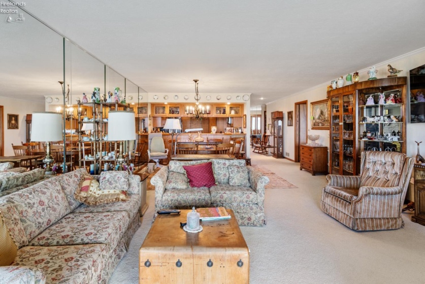 2212 Carriage Lane, Port Clinton, 43452, 3 Bedrooms Bedrooms, ,2 BathroomsBathrooms,Residential,For Sale,Carriage,20253357