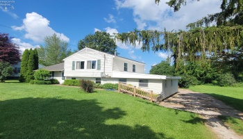 2217 Mudbrook Road, Huron, 44839, 4 Bedrooms Bedrooms, ,2 BathroomsBathrooms,Residential,For Sale,Mudbrook,20252543 2217 Mudbrook Road, Huron, 44839, 4 Bedrooms Bedrooms, ,2 BathroomsBathrooms,Residential,For Sale,Mudbrook,20252543