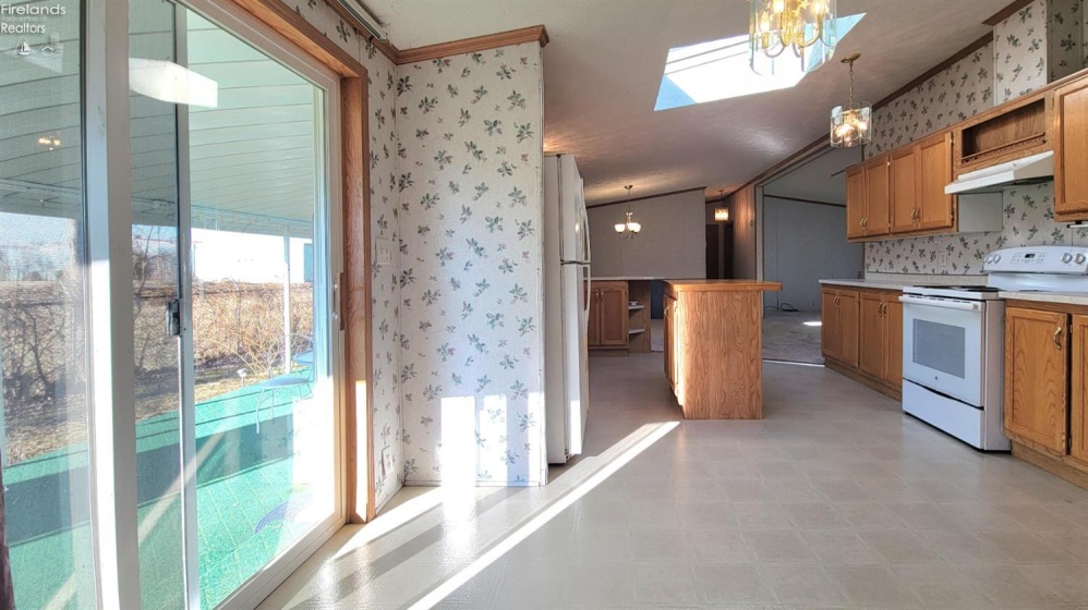 188 Driftwood Drive, Port Clinton, 43452, 3 Bedrooms Bedrooms, ,2 BathroomsBathrooms,Residential,For Sale,Driftwood,20253420