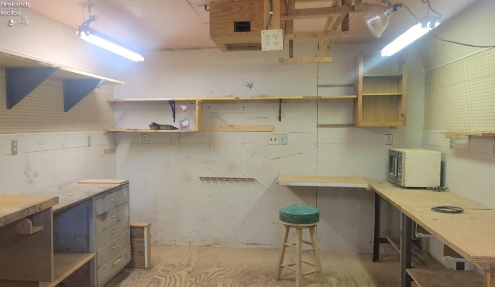 188 Driftwood Drive, Port Clinton, 43452, 3 Bedrooms Bedrooms, ,2 BathroomsBathrooms,Residential,For Sale,Driftwood,20253420