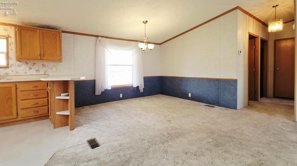 188 Driftwood Drive, Port Clinton, 43452, 3 Bedrooms Bedrooms, ,2 BathroomsBathrooms,Residential,For Sale,Driftwood,20253420