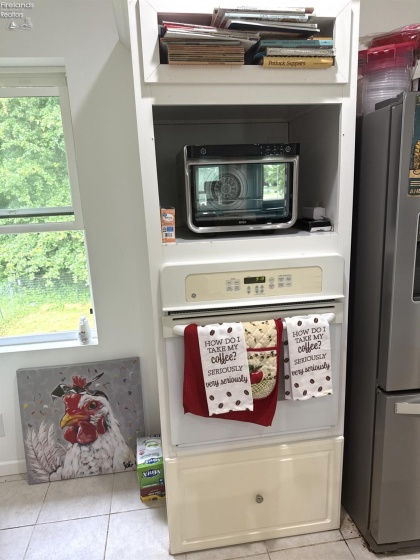 305 Tenth Street, Sycamore, 44882, 5 Bedrooms Bedrooms, ,5 BathroomsBathrooms,Residential,For Sale,Tenth,20253472