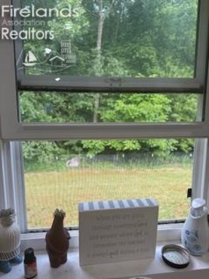 305 Tenth Street, Sycamore, 44882, 5 Bedrooms Bedrooms, ,5 BathroomsBathrooms,Residential,For Sale,Tenth,20253472