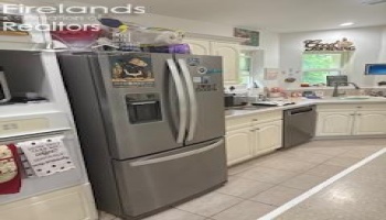 305 Tenth Street, Sycamore, 44882, 5 Bedrooms Bedrooms, ,5 BathroomsBathrooms,Residential,For Sale,Tenth,20253472