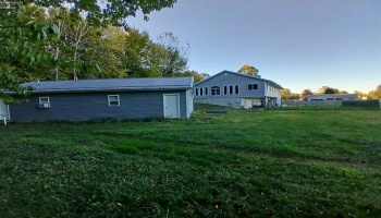 305 Tenth Street, Sycamore, 44882, 5 Bedrooms Bedrooms, ,5 BathroomsBathrooms,Residential,For Sale,Tenth,20253472