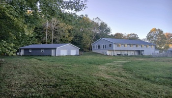 305 Tenth Street, Sycamore, 44882, 5 Bedrooms Bedrooms, ,5 BathroomsBathrooms,Residential,For Sale,Tenth,20253472