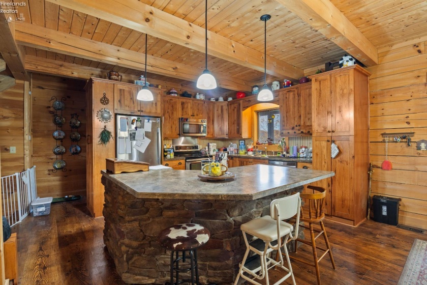 1750 Murray Road, New London, 44851, 3 Bedrooms Bedrooms, ,2 BathroomsBathrooms,Residential,For Sale,Murray,20254323