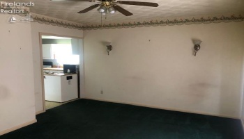 225 Fourth Ave, Tiffin, 44883, 2 Bedrooms Bedrooms, ,1 BathroomBathrooms,Residential,For Sale,Fourth Ave,20252814