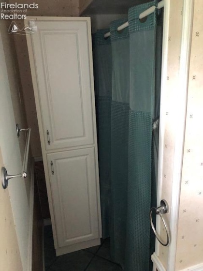 225 Fourth Ave, Tiffin, 44883, 2 Bedrooms Bedrooms, ,1 BathroomBathrooms,Residential,For Sale,Fourth Ave,20252814