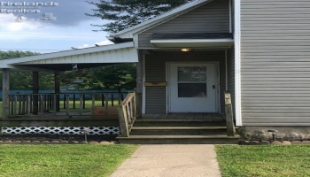 225 Fourth Ave, Tiffin, 44883, 2 Bedrooms Bedrooms, ,1 BathroomBathrooms,Residential,For Sale,Fourth Ave,20252814