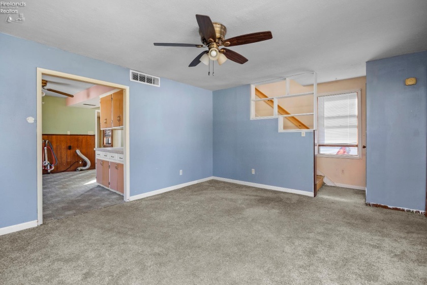 6927 Wildacre Road, Curtice, 43412, 3 Bedrooms Bedrooms, ,2 BathroomsBathrooms,Residential,For Sale,Wildacre,20251812