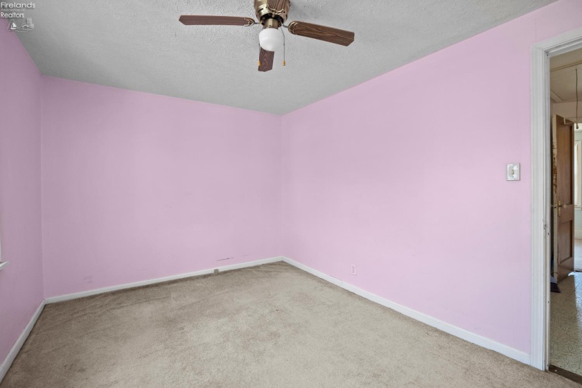 6927 Wildacre Road, Curtice, 43412, 3 Bedrooms Bedrooms, ,2 BathroomsBathrooms,Residential,For Sale,Wildacre,20251812