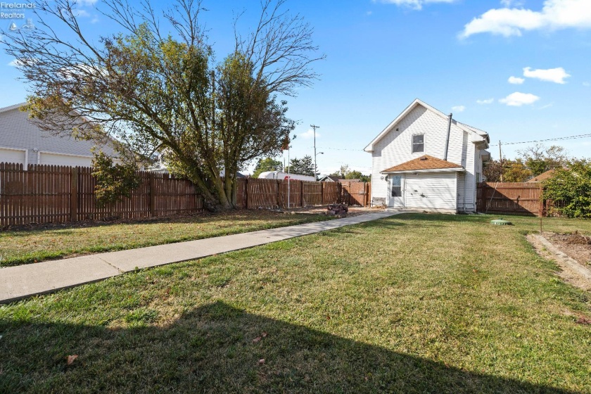 6927 Wildacre Road, Curtice, 43412, 3 Bedrooms Bedrooms, ,2 BathroomsBathrooms,Residential,For Sale,Wildacre,20251812