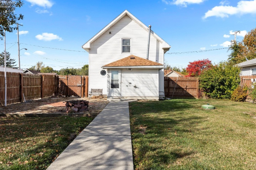 6927 Wildacre Road, Curtice, 43412, 3 Bedrooms Bedrooms, ,2 BathroomsBathrooms,Residential,For Sale,Wildacre,20251812