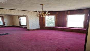 155 Ashford Avenue, Bellevue, 44811, 6 Bedrooms Bedrooms, ,3 BathroomsBathrooms,Residential,For Sale,Ashford,20252829