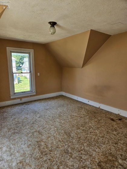 155 Ashford Avenue, Bellevue, 44811, 6 Bedrooms Bedrooms, ,3 BathroomsBathrooms,Residential,For Sale,Ashford,20252829