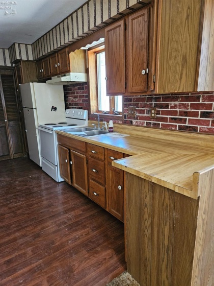 155 Ashford Avenue, Bellevue, 44811, 6 Bedrooms Bedrooms, ,3 BathroomsBathrooms,Residential,For Sale,Ashford,20252829