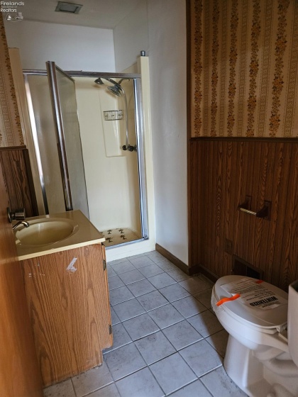 155 Ashford Avenue, Bellevue, 44811, 6 Bedrooms Bedrooms, ,3 BathroomsBathrooms,Residential,For Sale,Ashford,20252829