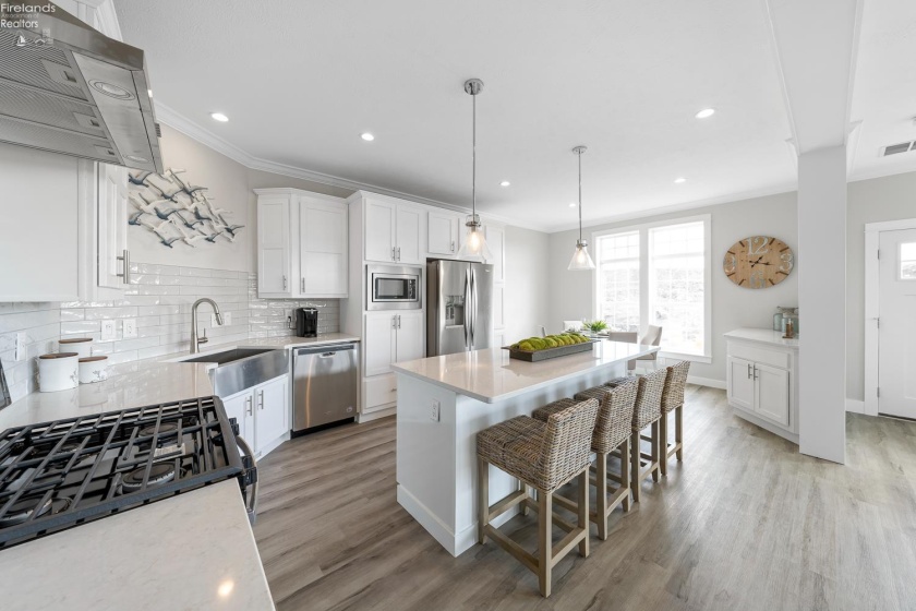 10850 Bayshore Road Waterview, Marblehead, 43440, 3 Bedrooms Bedrooms, ,2 BathroomsBathrooms,Residential,For Sale,Bayshore Road Waterview,20254529