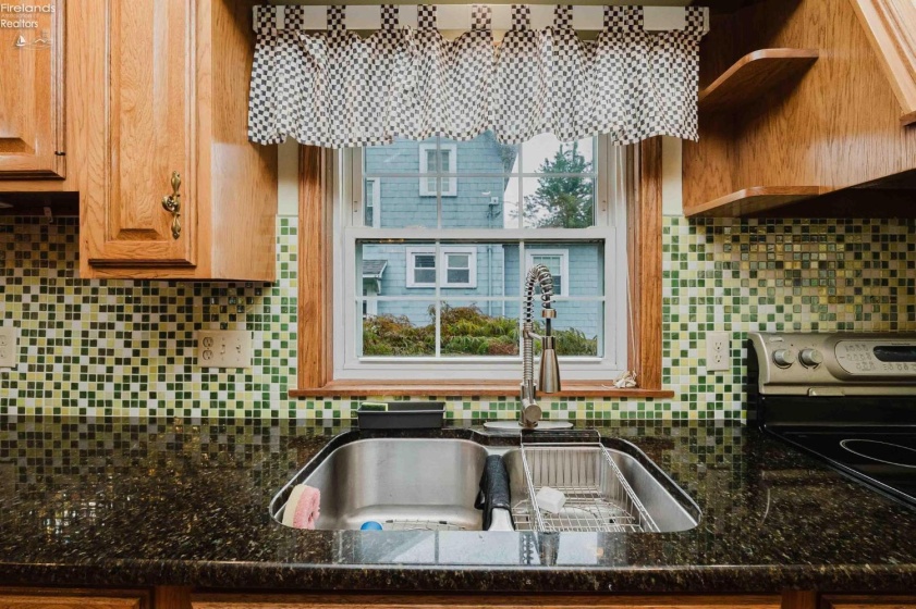 1719 Buckland Avenue, Fremont, 43420, 4 Bedrooms Bedrooms, ,3 BathroomsBathrooms,Residential,For Sale,Buckland,20252469