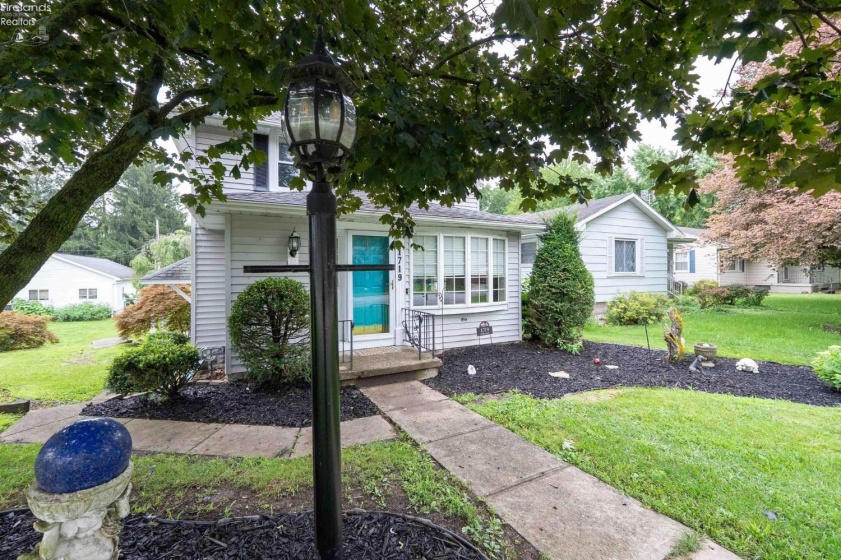 1719 Buckland Avenue, Fremont, 43420, 4 Bedrooms Bedrooms, ,3 BathroomsBathrooms,Residential,For Sale,Buckland,20252469