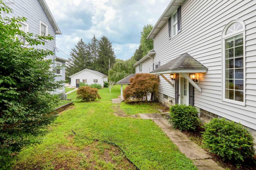 1719 Buckland Avenue, Fremont, 43420, 4 Bedrooms Bedrooms, ,3 BathroomsBathrooms,Residential,For Sale,Buckland,20252469