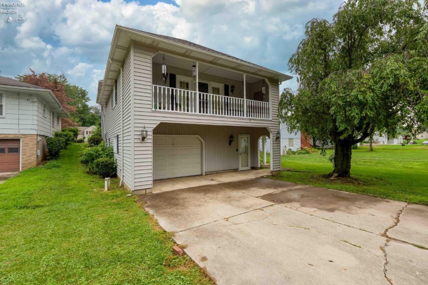 1719 Buckland Avenue, Fremont, 43420, 4 Bedrooms Bedrooms, ,3 BathroomsBathrooms,Residential,For Sale,Buckland,20252469