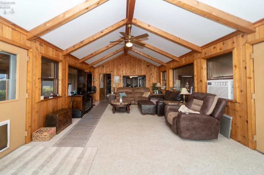 11103 Dyke Rd., Curtice, 43412, 3 Bedrooms Bedrooms, ,2 BathroomsBathrooms,Residential,For Sale,Dyke Rd.,20252900