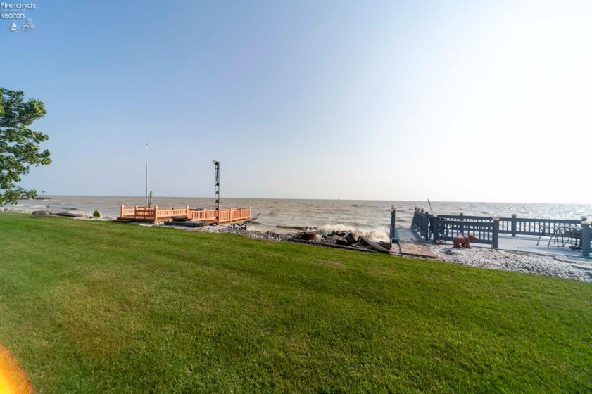 11103 Dyke Rd., Curtice, 43412, 3 Bedrooms Bedrooms, ,2 BathroomsBathrooms,Residential,For Sale,Dyke Rd.,20252900