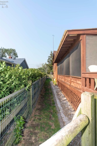 11103 Dyke Rd., Curtice, 43412, 3 Bedrooms Bedrooms, ,2 BathroomsBathrooms,Residential,For Sale,Dyke Rd.,20252900