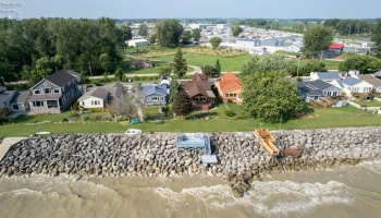 11103 Dyke Rd., Curtice, 43412, 3 Bedrooms Bedrooms, ,2 BathroomsBathrooms,Residential,For Sale,Dyke Rd.,20252900 11103 Dyke Rd., Curtice, 43412, 3 Bedrooms Bedrooms, ,2 BathroomsBathrooms,Residential,For Sale,Dyke Rd.,20252900