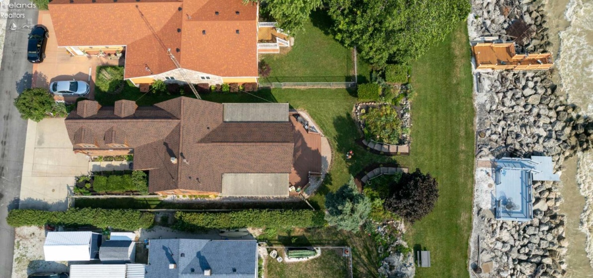 11103 Dyke Rd., Curtice, 43412, 3 Bedrooms Bedrooms, ,2 BathroomsBathrooms,Residential,For Sale,Dyke Rd.,20252900