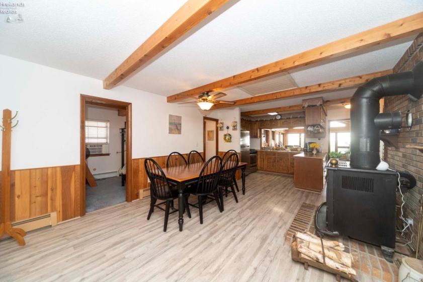 11103 Dyke Rd., Curtice, 43412, 3 Bedrooms Bedrooms, ,2 BathroomsBathrooms,Residential,For Sale,Dyke Rd.,20252900