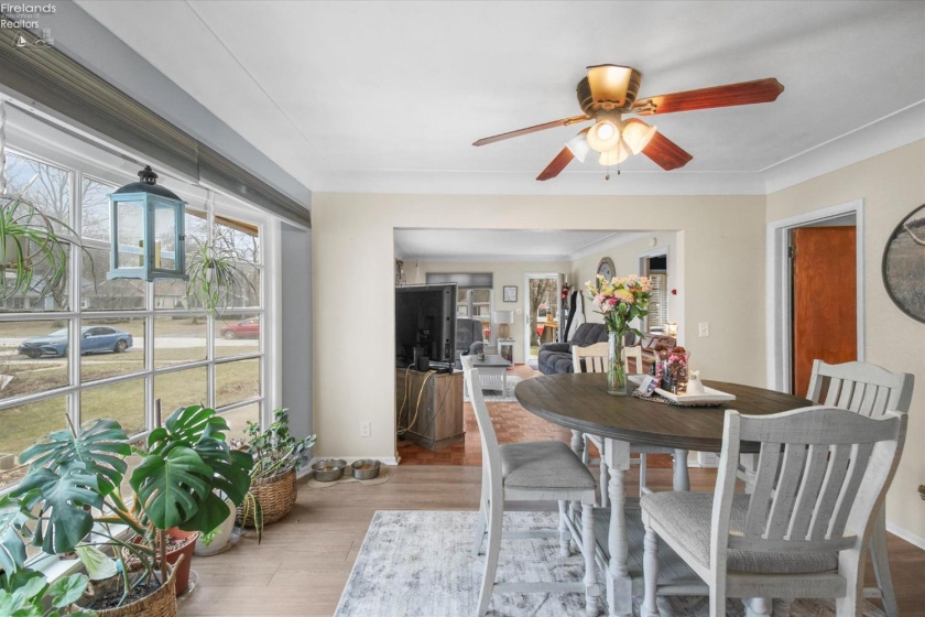 429 5th, Perrysburg, 43551, 2 Bedrooms Bedrooms, ,1 BathroomBathrooms,Residential,For Sale,5th,20254414