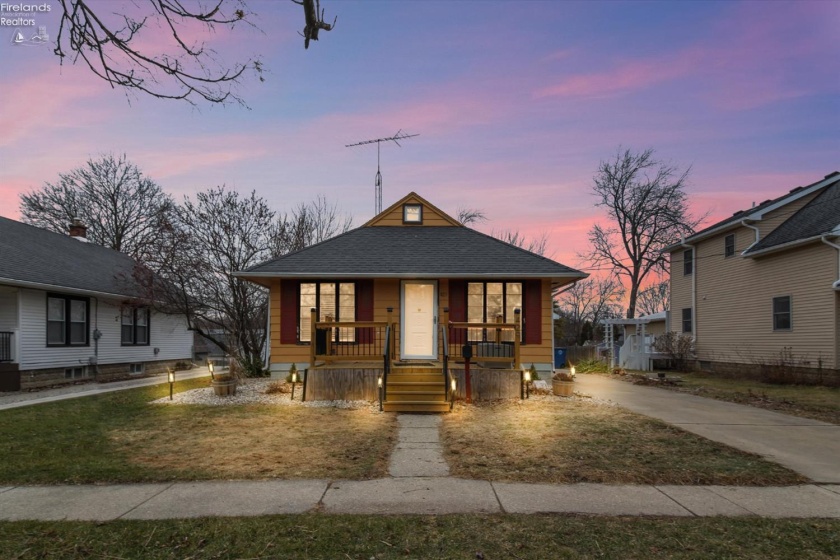 429 5th, Perrysburg, 43551, 2 Bedrooms Bedrooms, ,1 BathroomBathrooms,Residential,For Sale,5th,20254414