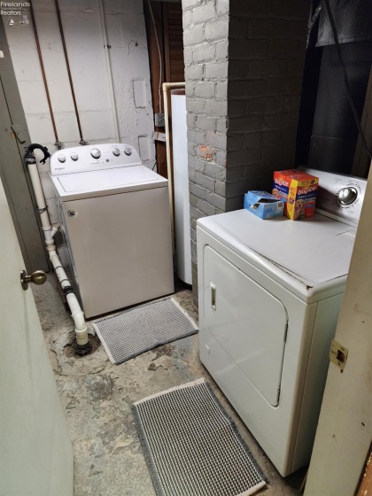 429 5th, Perrysburg, 43551, 2 Bedrooms Bedrooms, ,1 BathroomBathrooms,Residential,For Sale,5th,20254414