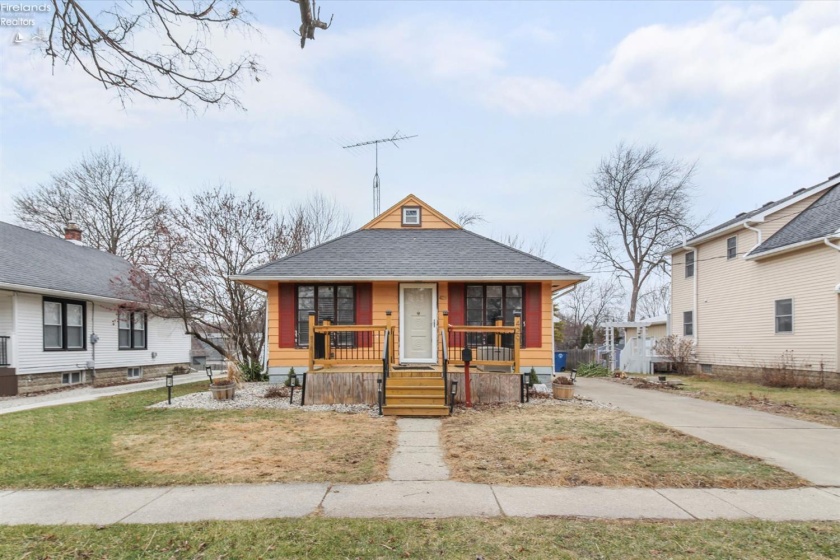 429 5th, Perrysburg, 43551, 2 Bedrooms Bedrooms, ,1 BathroomBathrooms,Residential,For Sale,5th,20254414