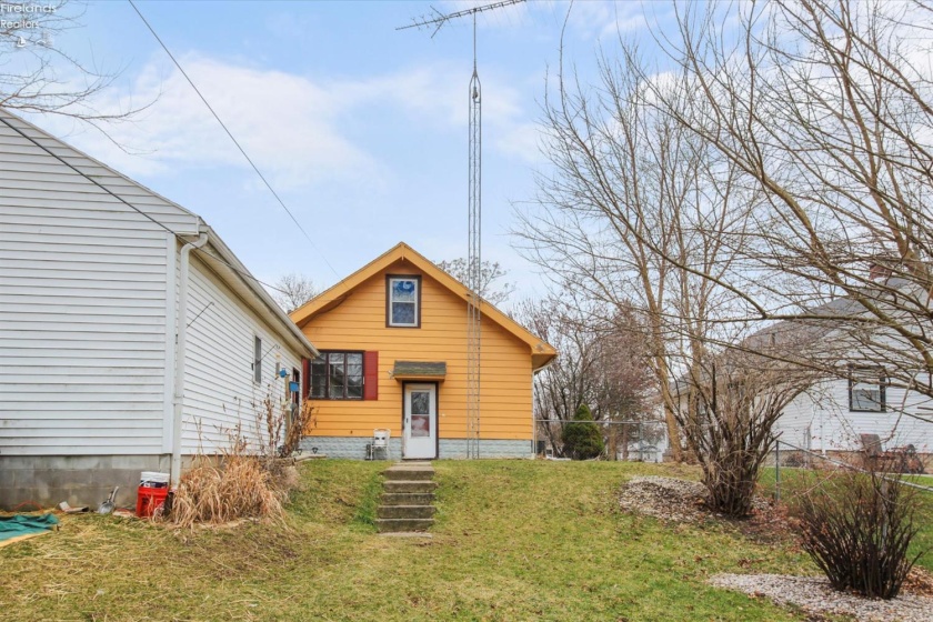 429 5th, Perrysburg, 43551, 2 Bedrooms Bedrooms, ,1 BathroomBathrooms,Residential,For Sale,5th,20254414