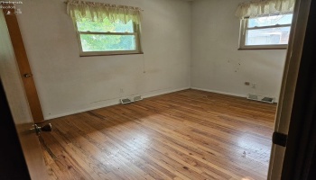 948 joliet, Maumee, 43537, 4 Bedrooms Bedrooms, ,2 BathroomsBathrooms,Residential,For Sale,joliet,20252775